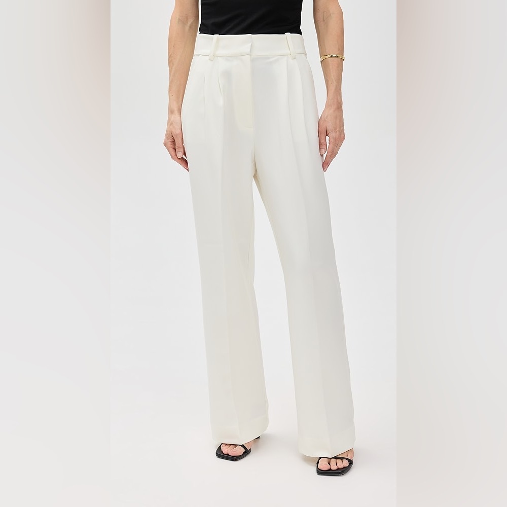 Reformation Cream Wide Leg Pants in size 6